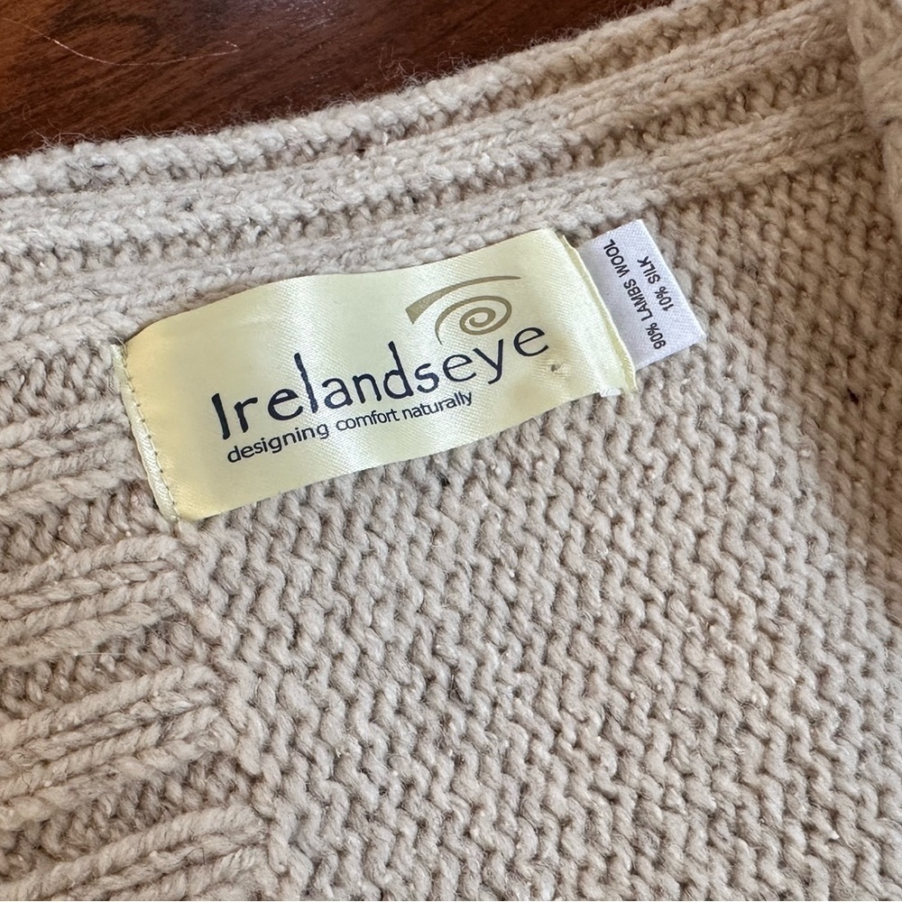 Irelandseye Wool Silk Knit Scarf – Cream w/ Embroidered Motif - Picture 3 of 4
